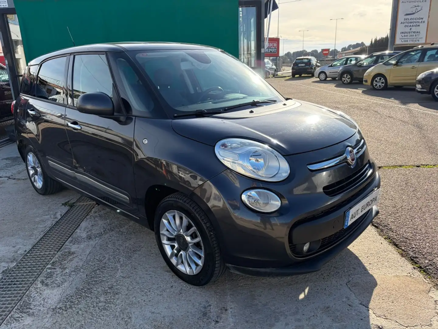 Fiat 500L 1.3Mjt II S&S Trekking Lite 85 Negro - 1