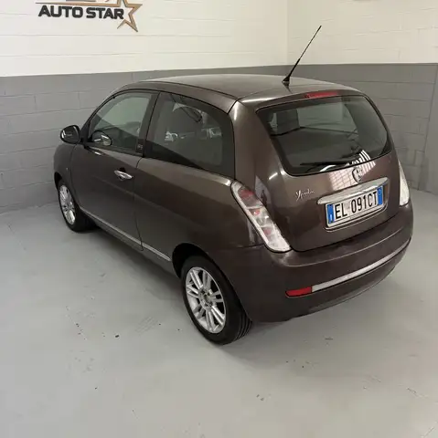 Lancia Ypsilon view 5