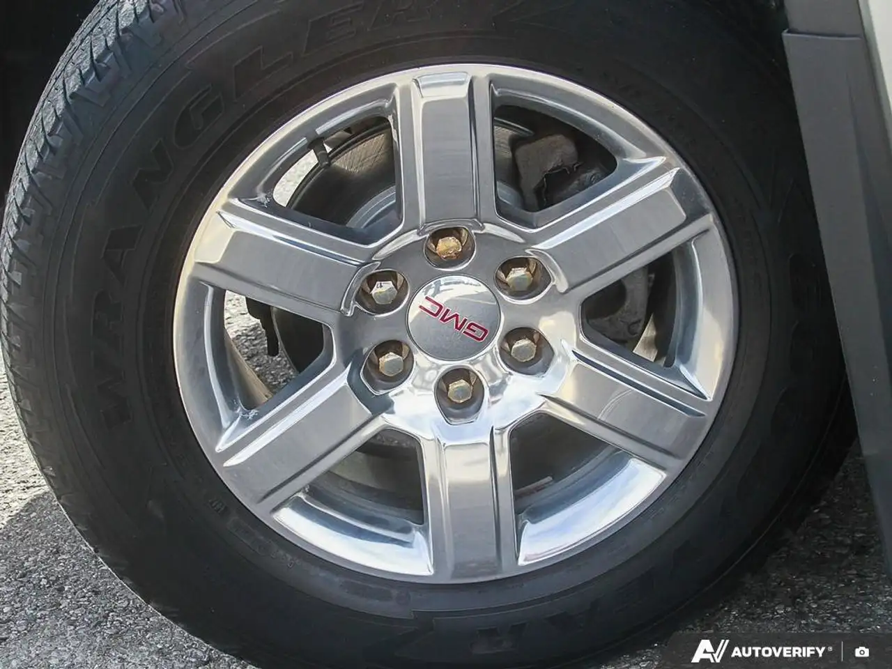 GMC Sierra 1500 снимка GMC Sierra 1500