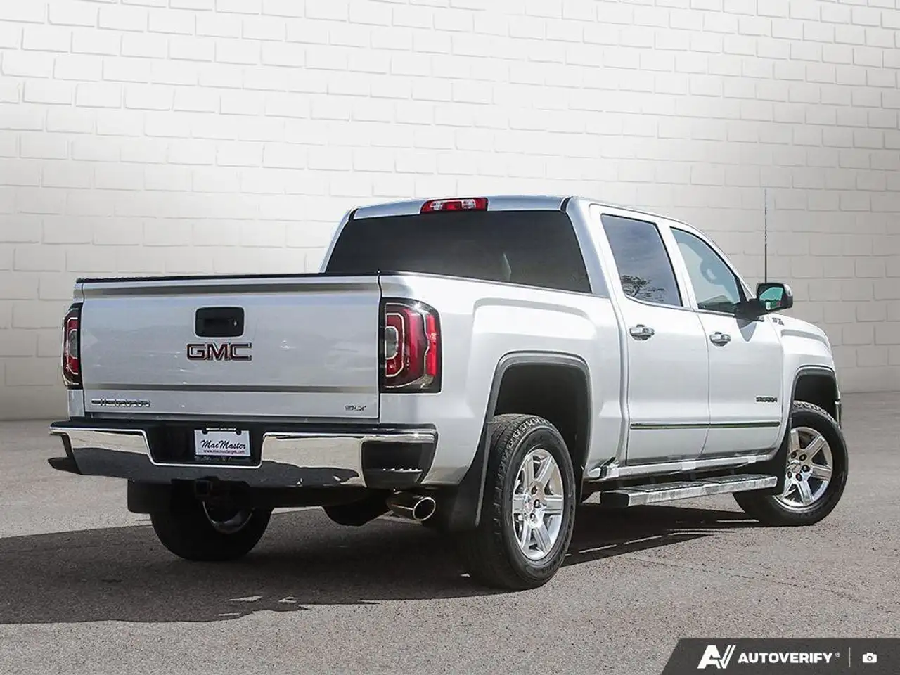 GMC Sierra 1500 снимка GMC Sierra 1500