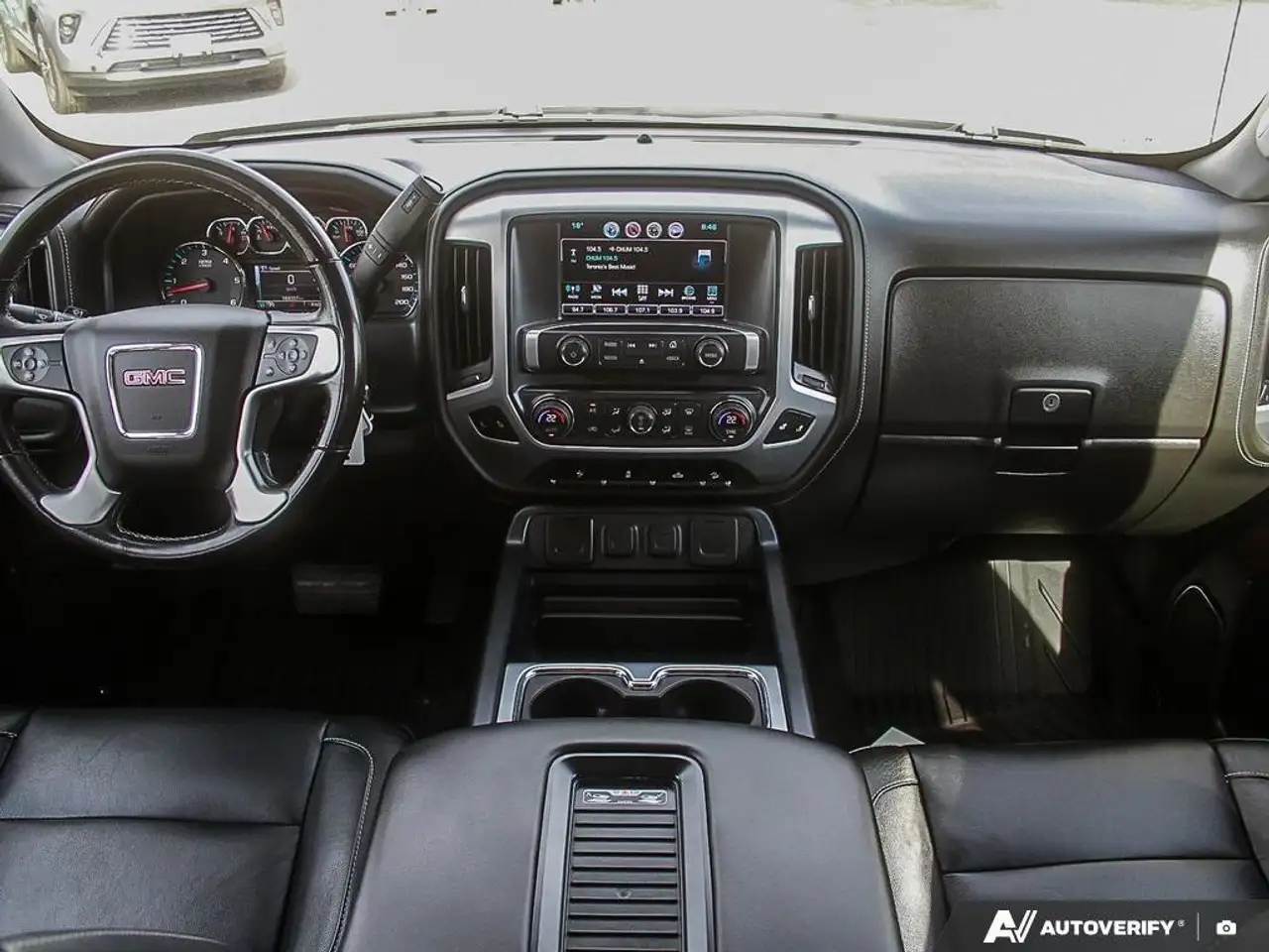 GMC Sierra 1500 снимка GMC Sierra 1500