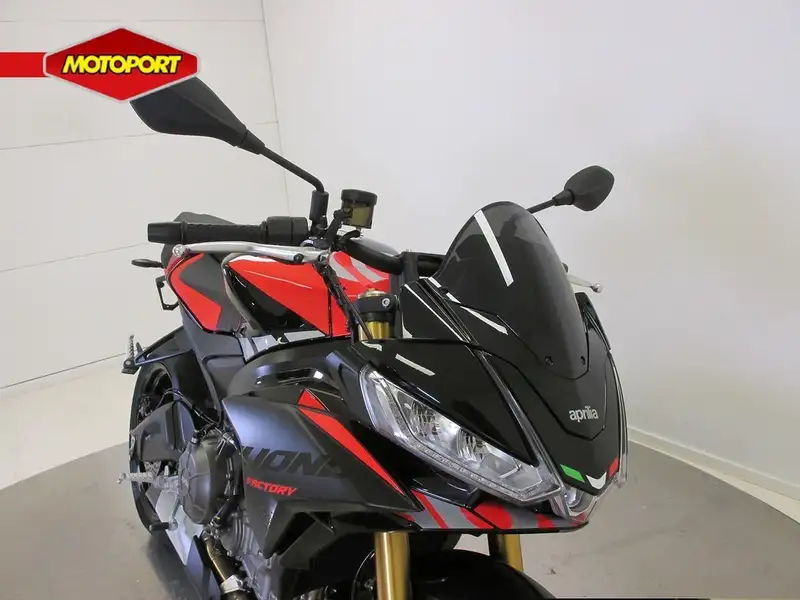Aprilia Tuono - foto 6