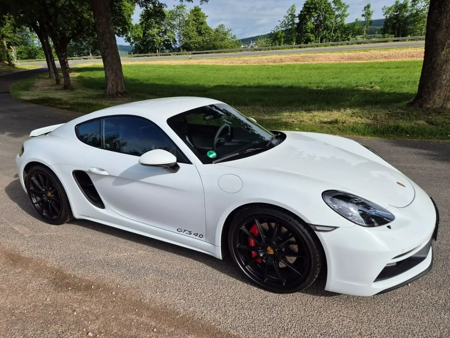 Porsche 718 Cayman GTS 4.0 Weiß - 2