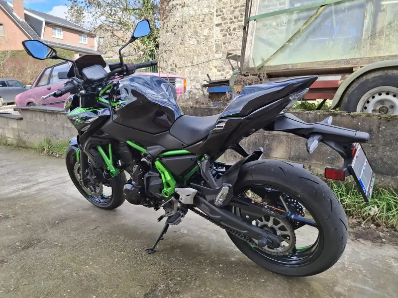 Kawasaki Z 650 - foto 7