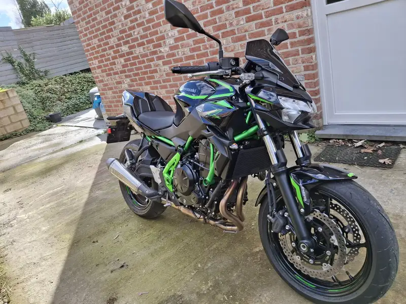 Kawasaki Z 650 - foto 3