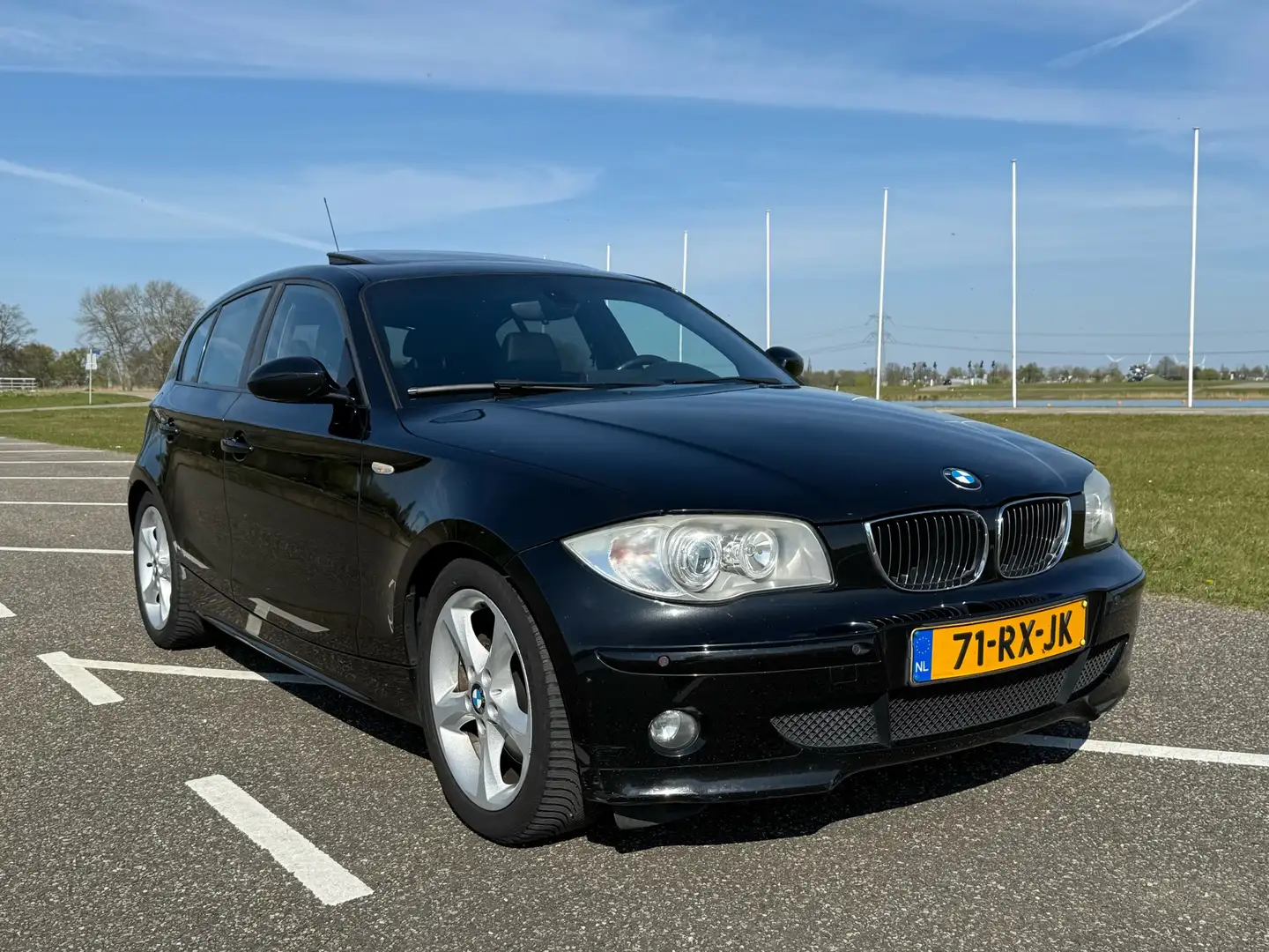 BMW 130 Introduction | Full Options | Mem-stoel | NL Auto Negru - 1