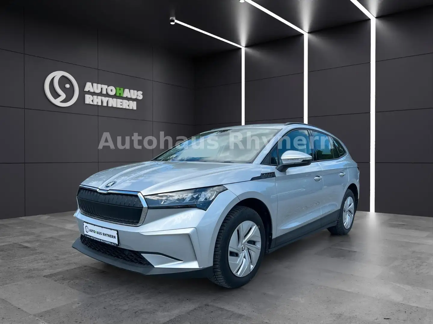Skoda Enyaq 50 Loft Silber - 1