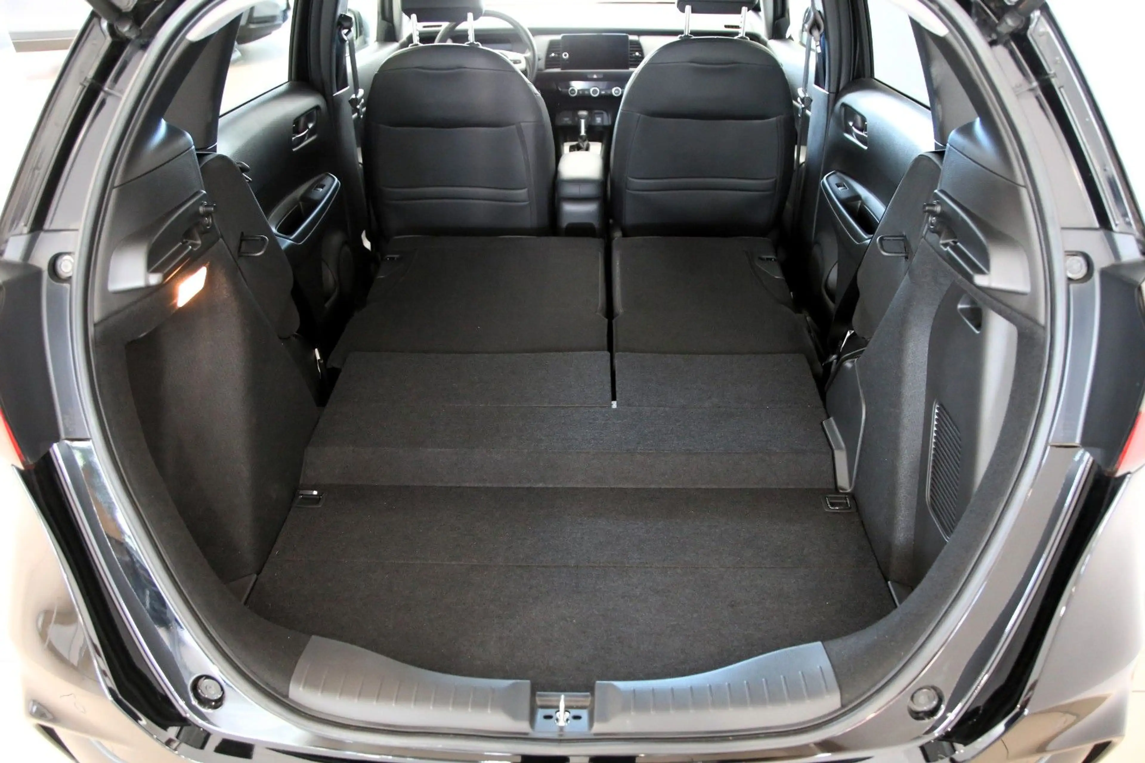 Honda Jazz 1.5 i-MMD Hybrid Advance RFK SHZ LHZ DAB — photo 9