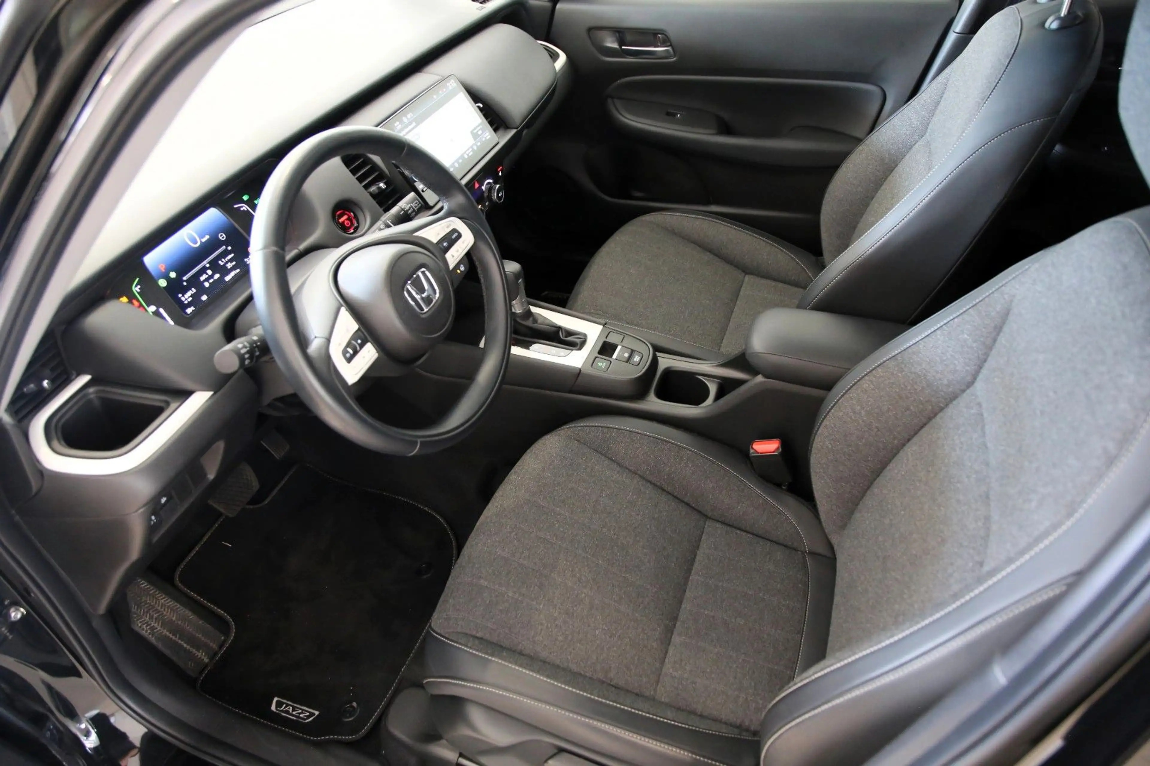 Honda Jazz 1.5 i-MMD Hybrid Advance RFK SHZ LHZ DAB — photo 5