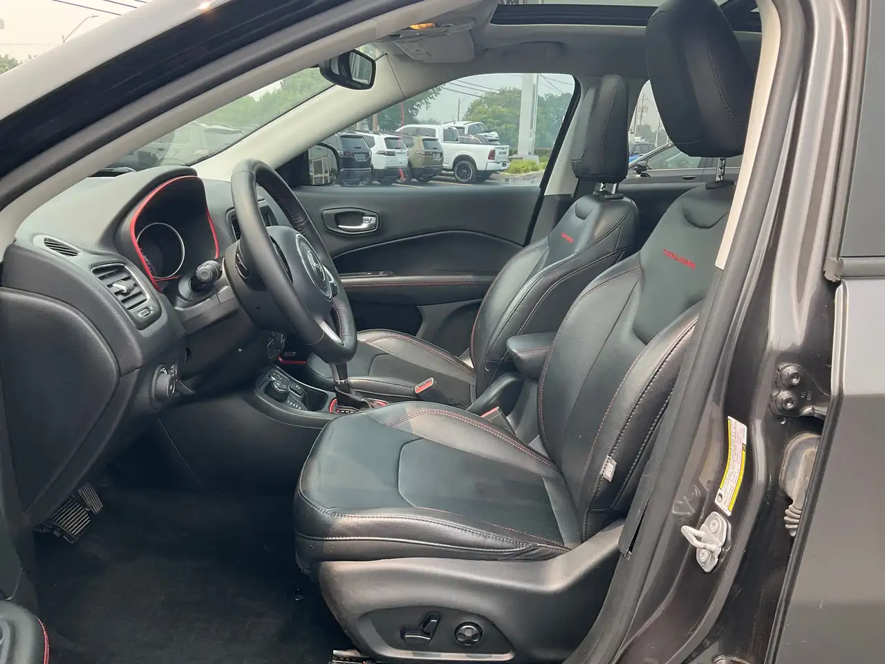 Jeep Compass photo Jeep Compass