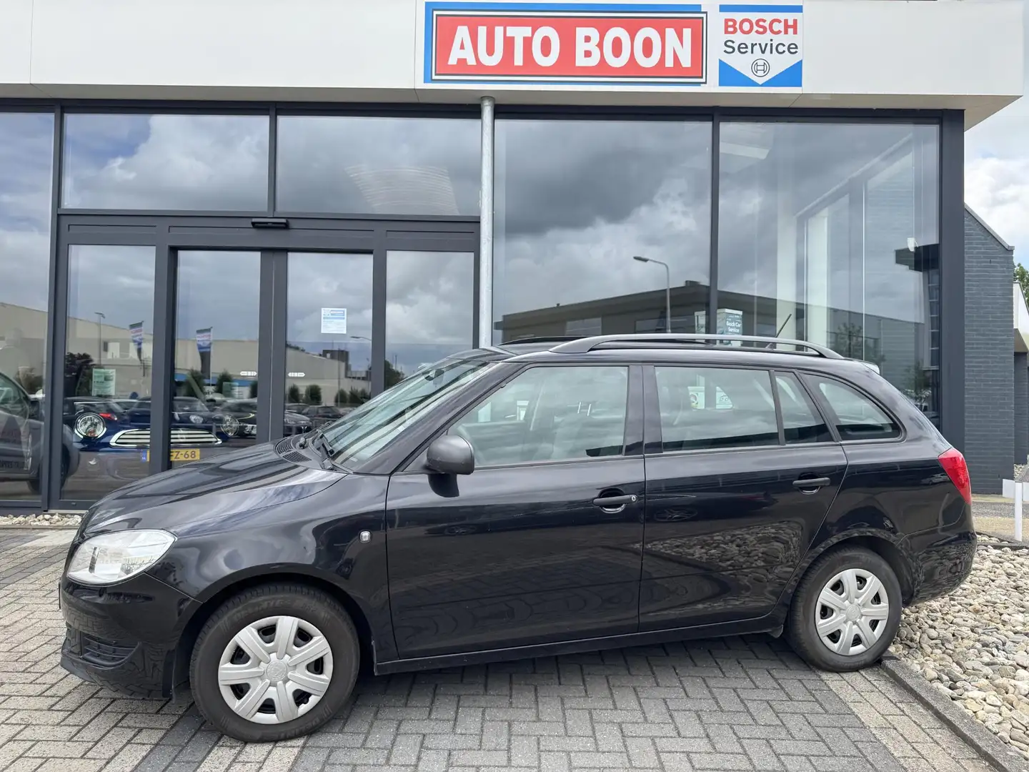 Skoda Fabia Combi 1.2 : MEDIA/AIRCO/2E.EIG/ NL AUTO - KM=NAP - Zwart - 1