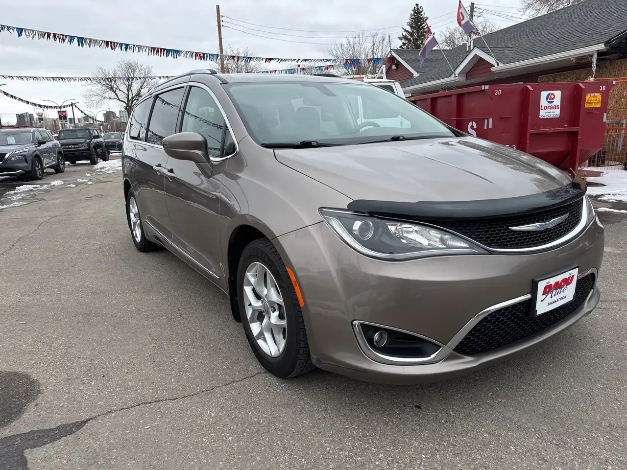 Chrysler Pacifica photo Chrysler Pacifica
