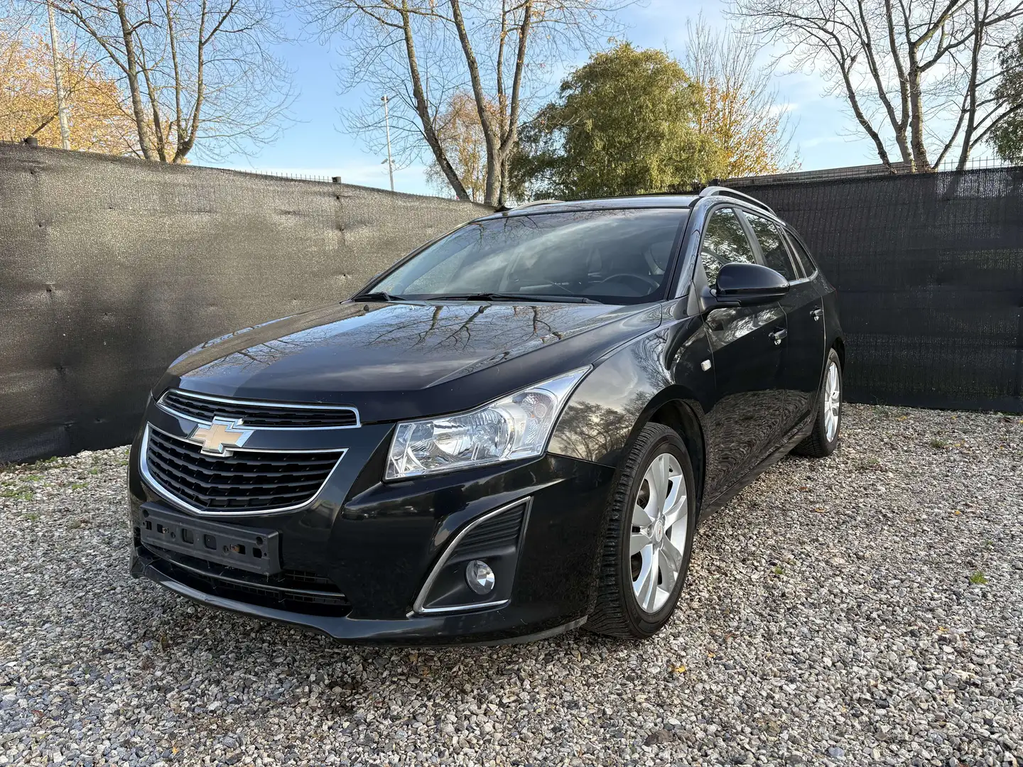 Chevrolet Cruze Cruze SW 1.7 D 1e PROP-CUIR-NAVI-CAM-EUR5 Noir - 1
