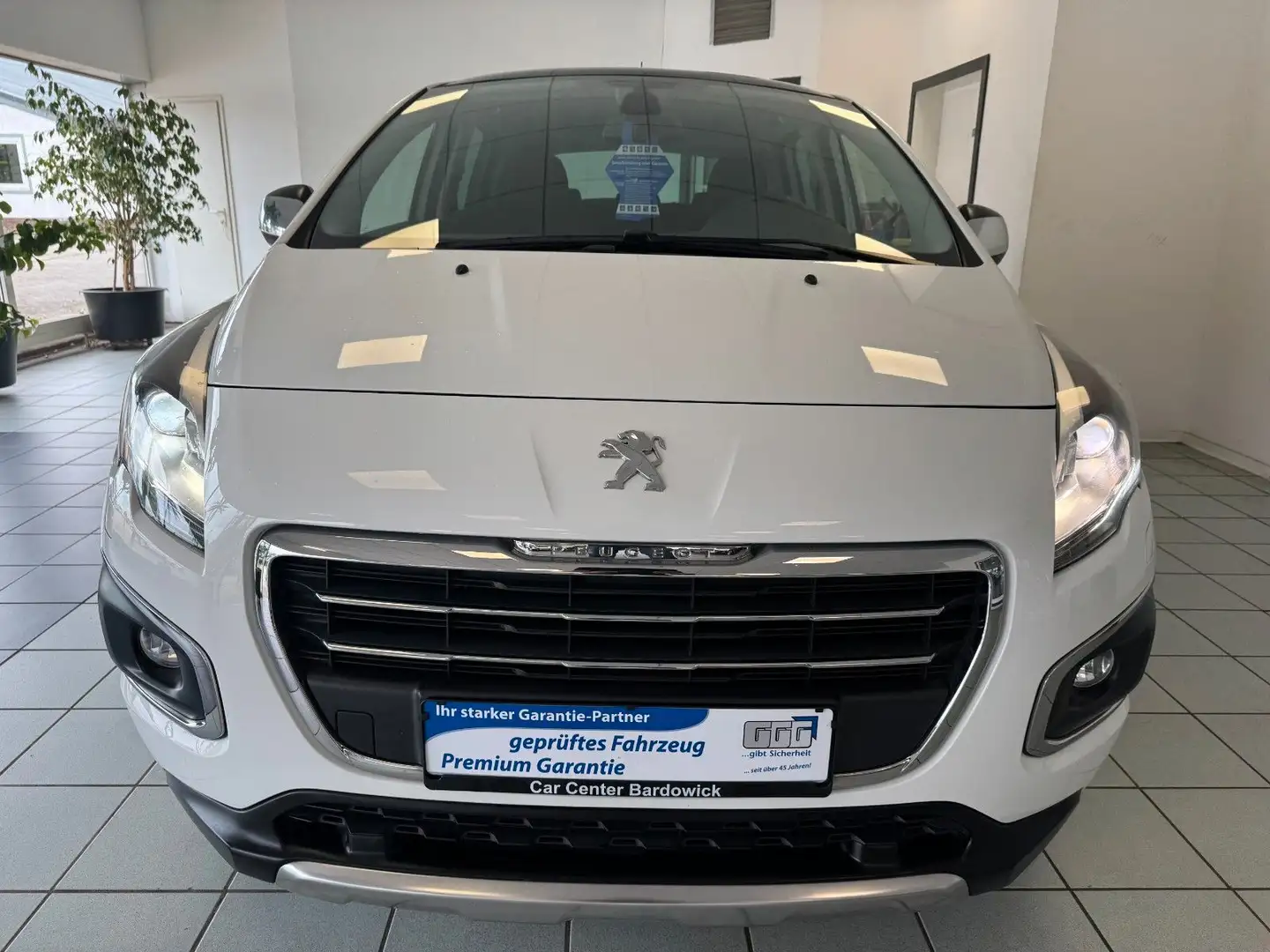 Peugeot 3008 Style **Xenon+Glasdach+PDC+Tempomat** Blanc - 2