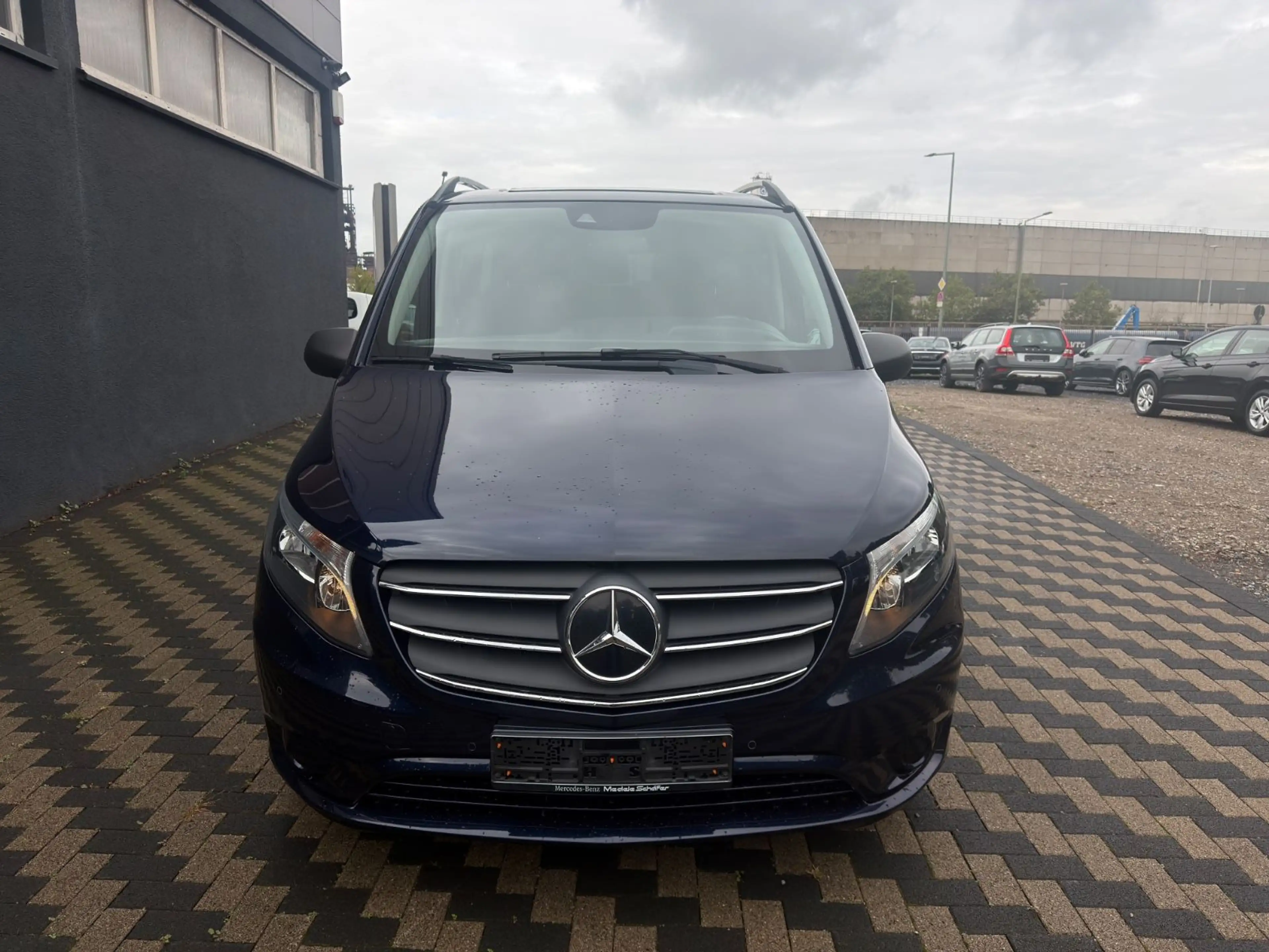 Mercedes-Benz Vito Tourer 116 CDI RWD lang Edition — photo 2