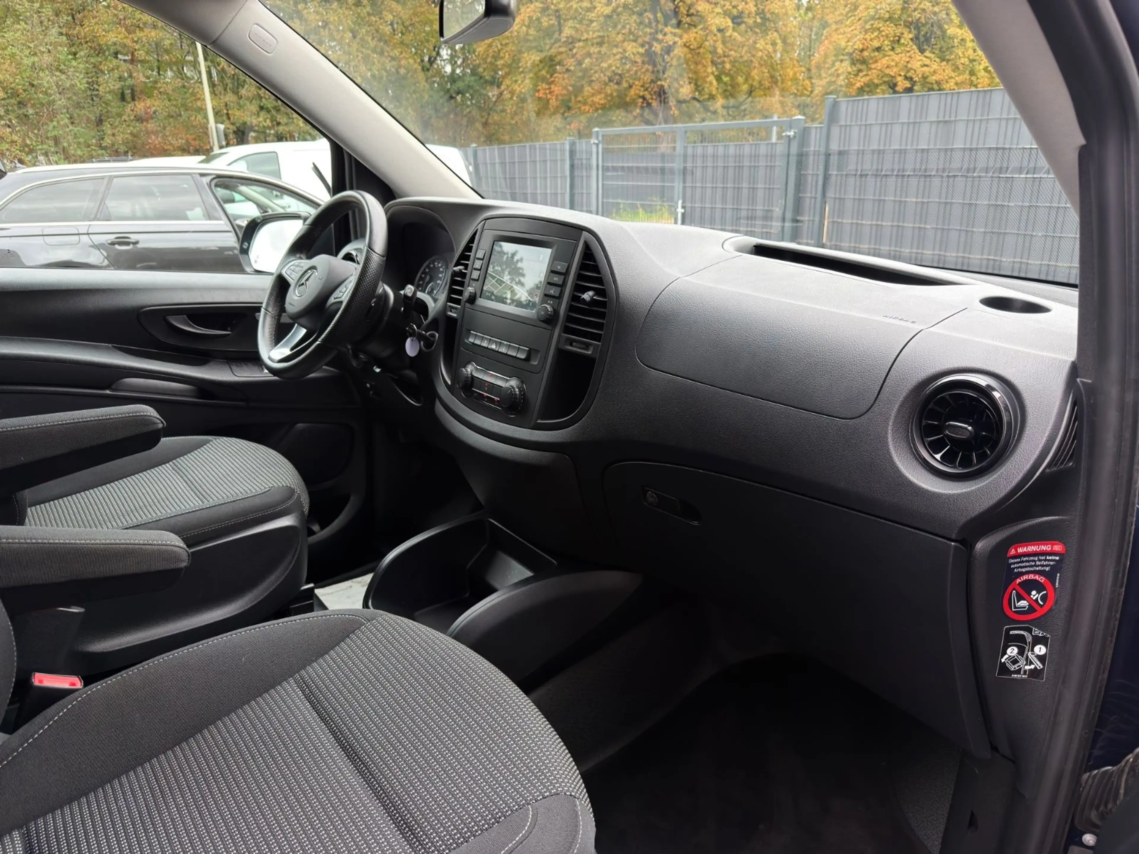 Mercedes-Benz Vito Tourer 116 CDI RWD lang Edition — photo 14