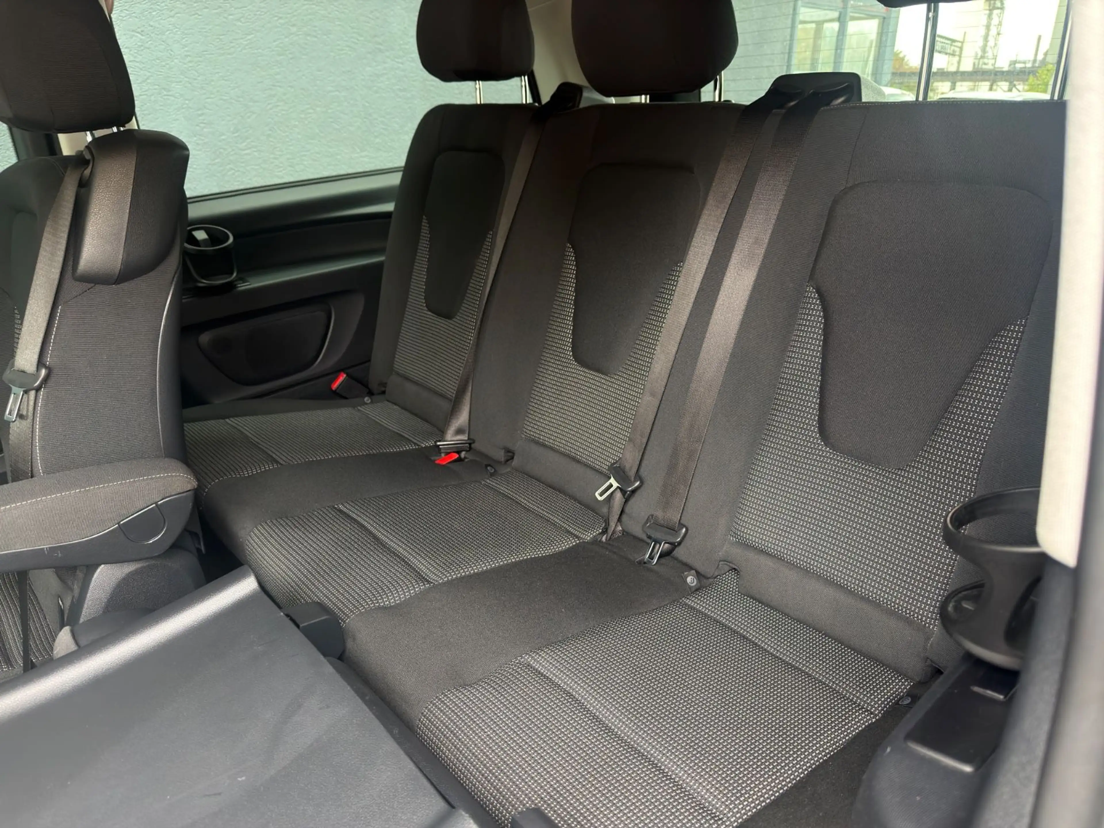 Mercedes-Benz Vito Tourer 116 CDI RWD lang Edition — photo 10