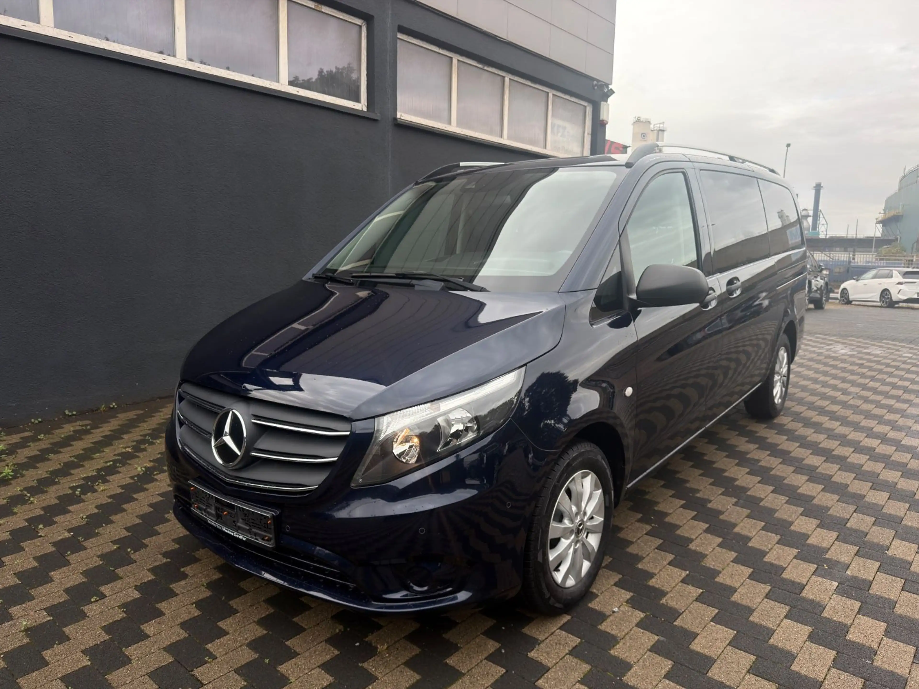 Mercedes-Benz Vito Tourer 116 CDI RWD lang Edition