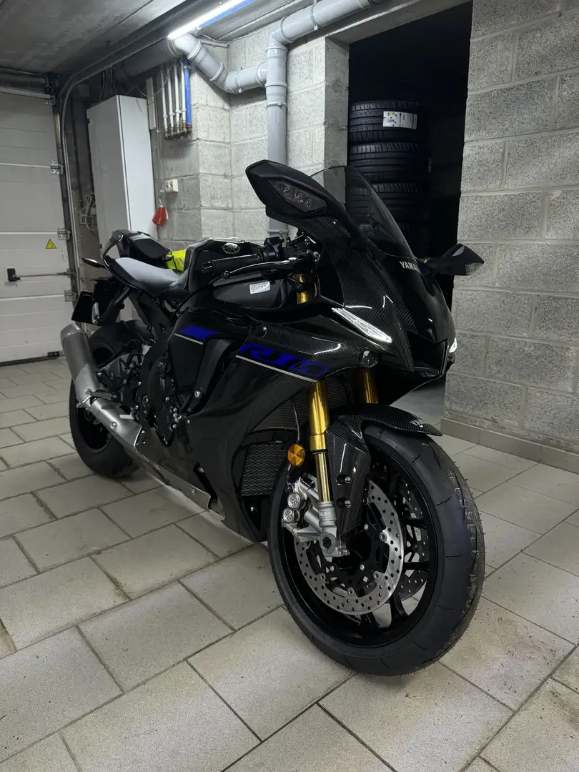 Yamaha YZF-R1 M Noir - 1