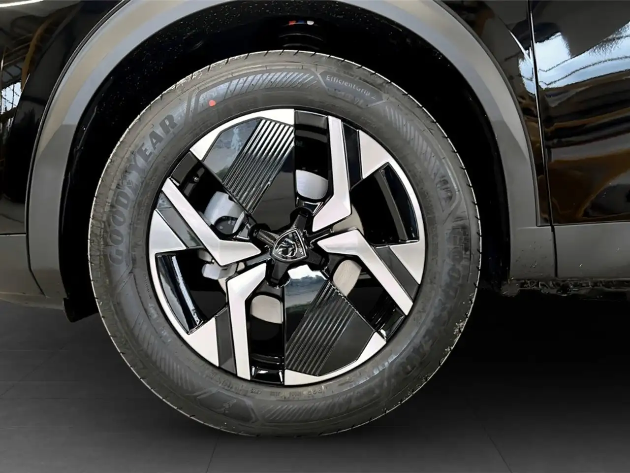 Peugeot 2008 2008 1.2 Puretech Allure 7