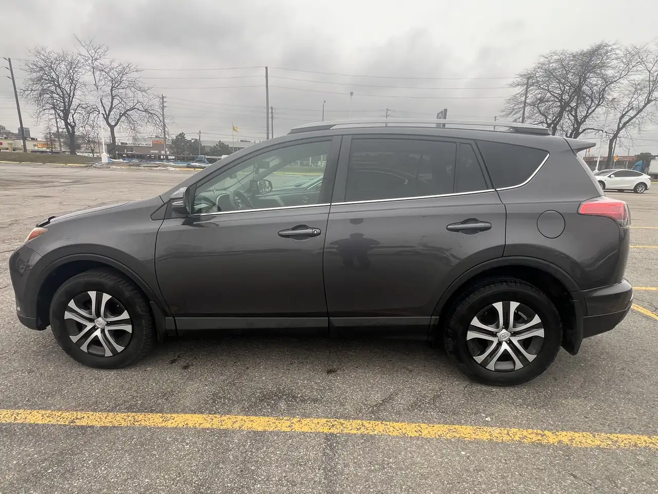 Toyota RAV 4 снимка Toyota RAV 4