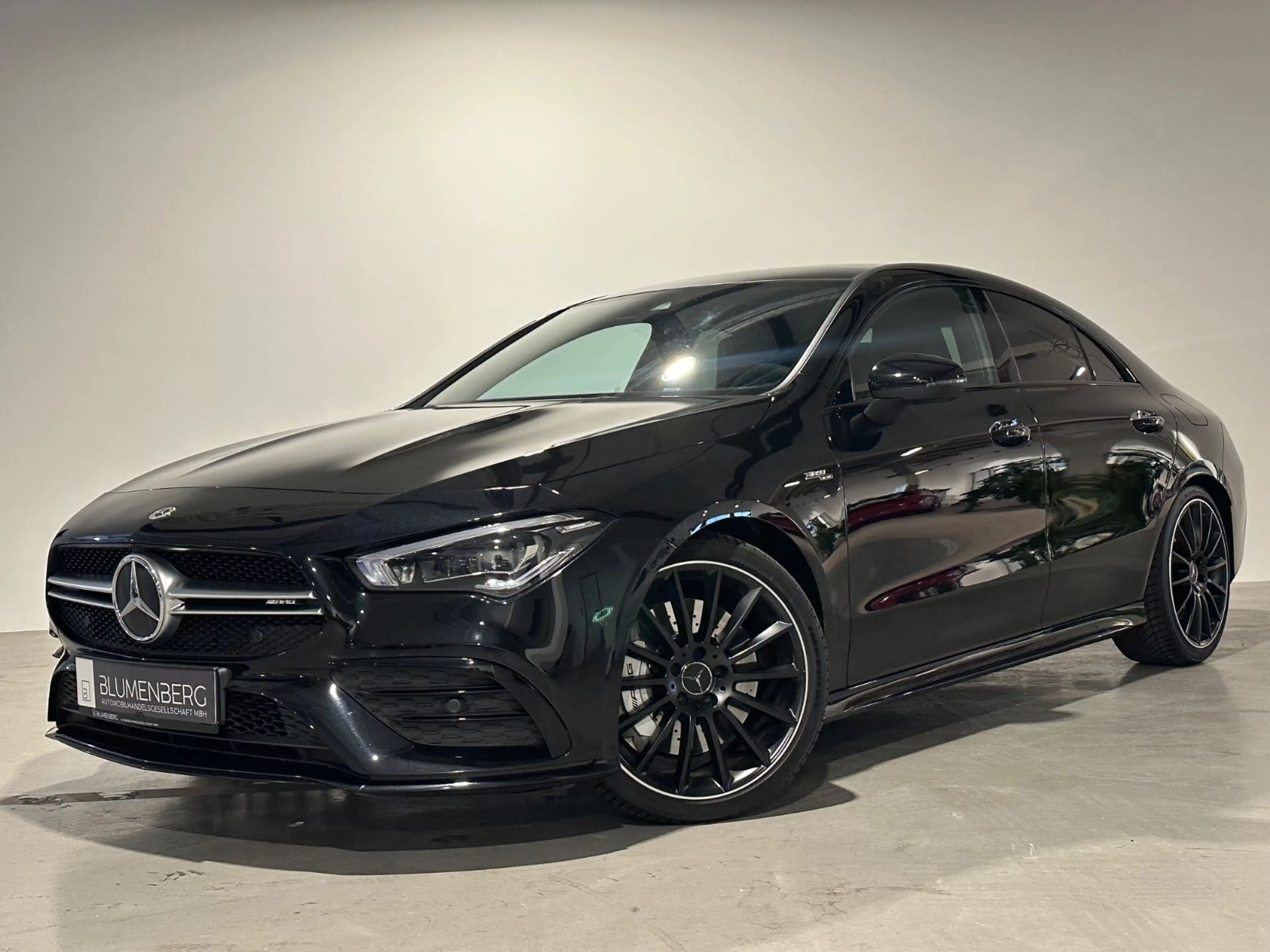 Mercedes-Benz CLA 35 AMG 4Matic *Pano,Night-Paket,Multibeam*