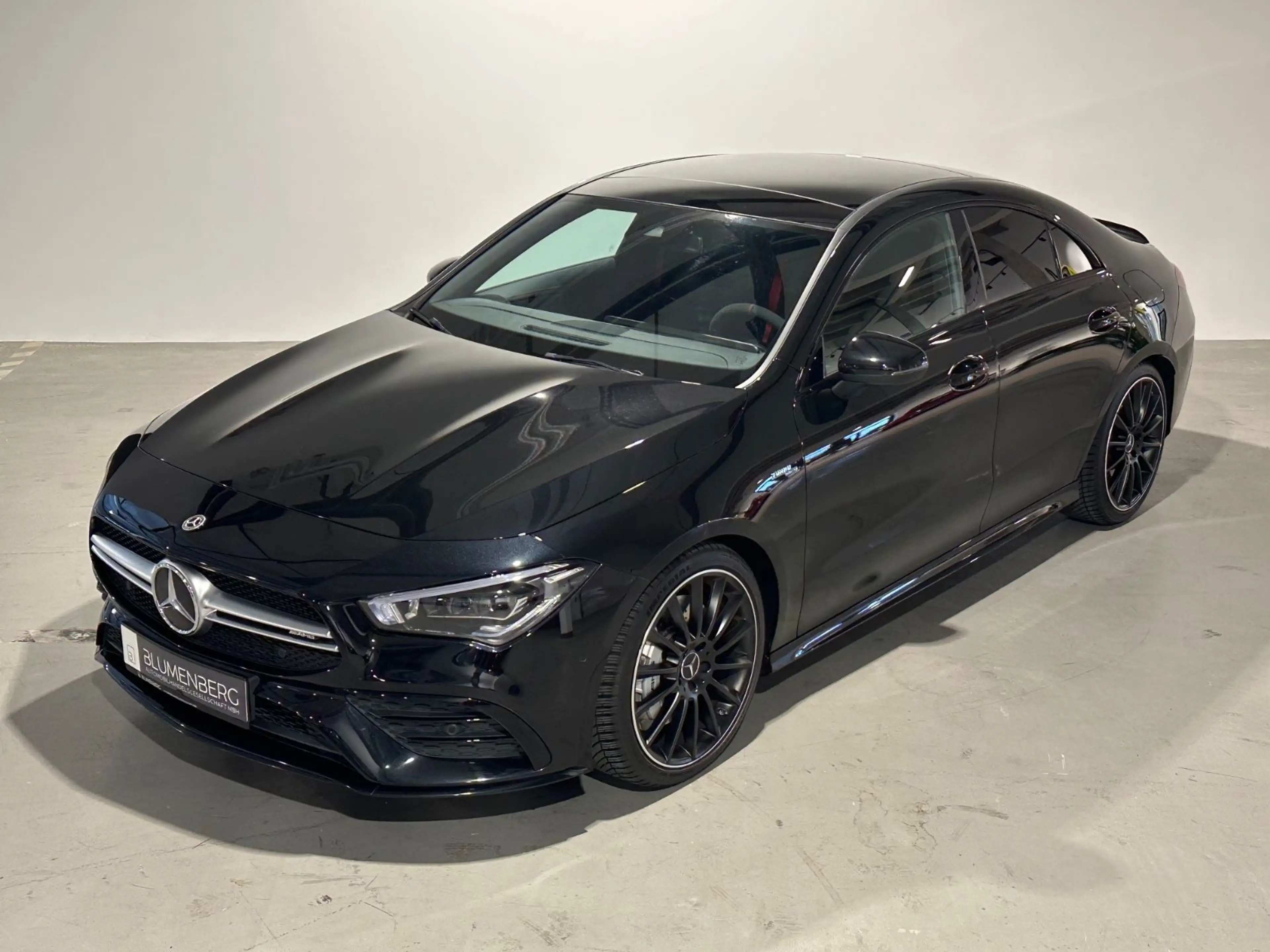 Mercedes-Benz CLA 35 AMG 4Matic *Pano,Night-Paket,Multibeam* — photo 6