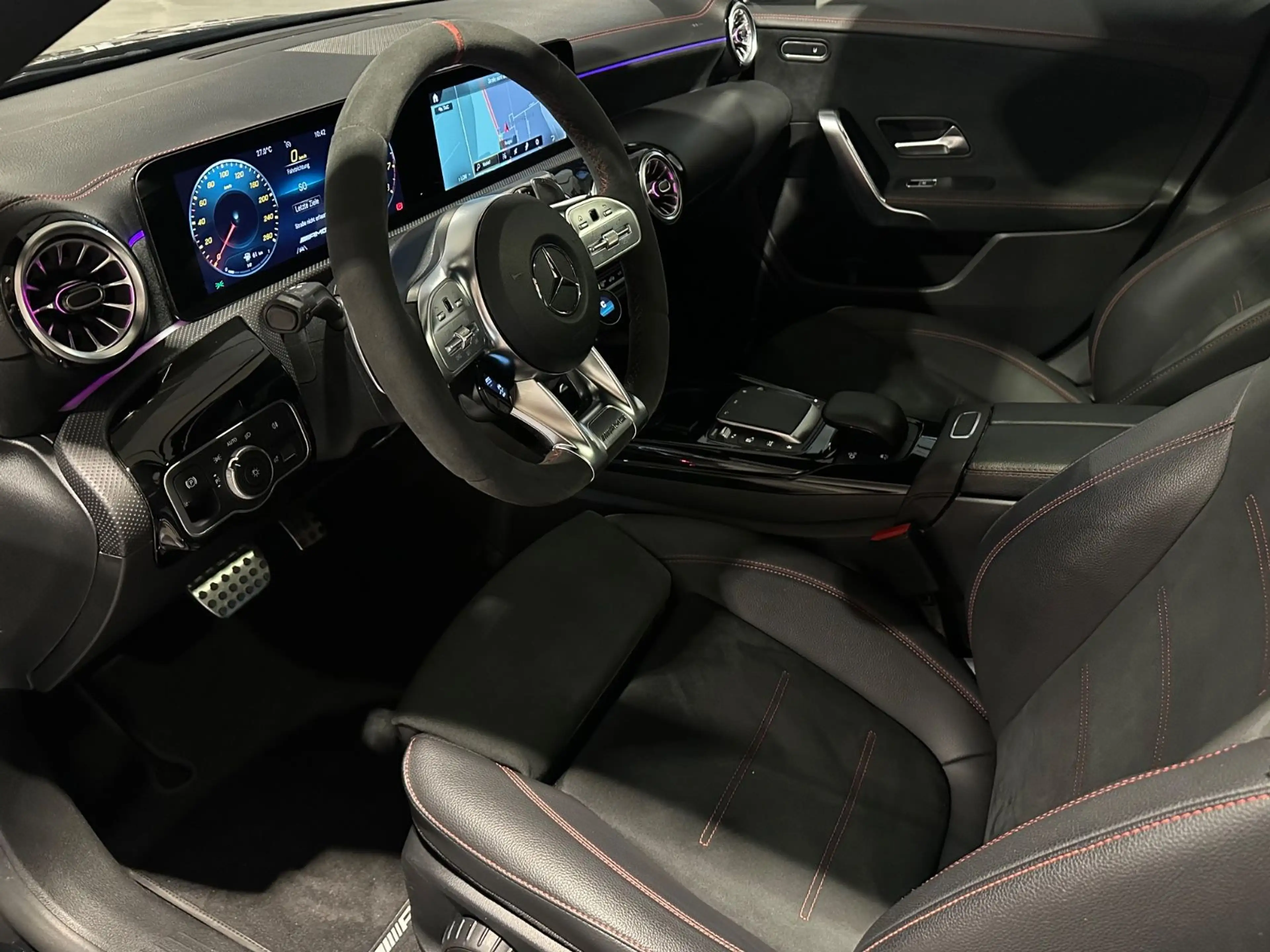 Mercedes-Benz CLA 35 AMG 4Matic *Pano,Night-Paket,Multibeam* — photo 13