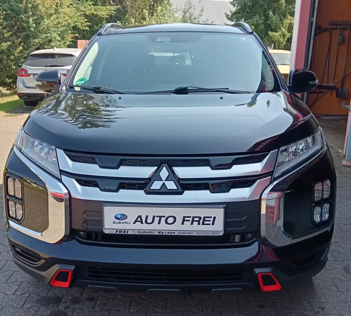 Mitsubishi ASX 2.0 4WD CVT Top Schwarz - 1