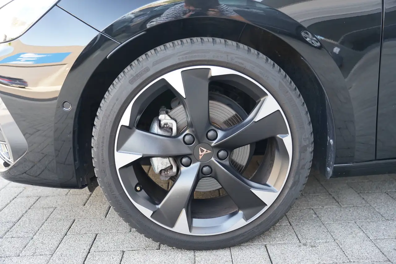 Cupra Leon 1.5 eTSI DSG * KEYLESS / CAMERA / STUURVERWARMING / ZETELVERWARMING / DODEHOEK /, миниатюра 19