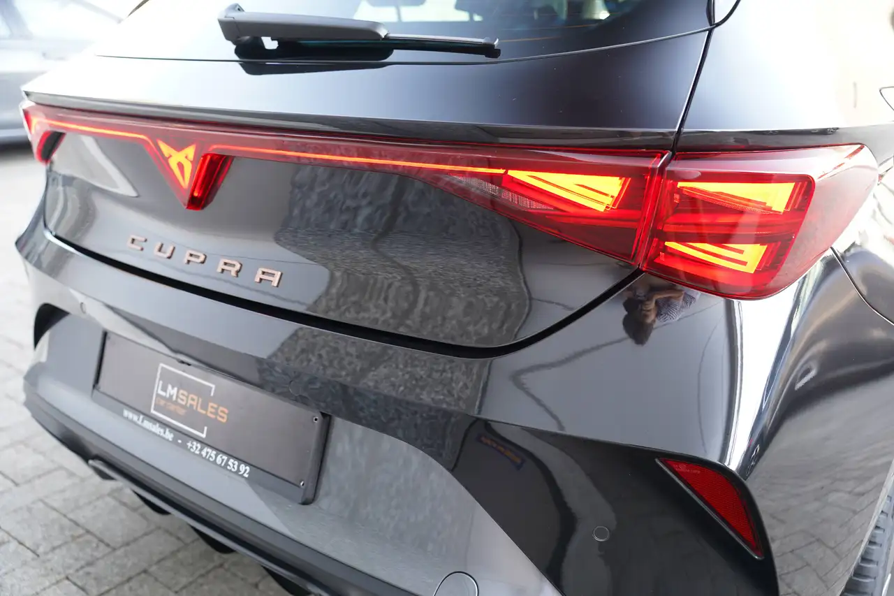 Cupra Leon 1.5 eTSI DSG * KEYLESS / CAMERA / STUURVERWARMING / ZETELVERWARMING / DODEHOEK /, миниатюра 17
