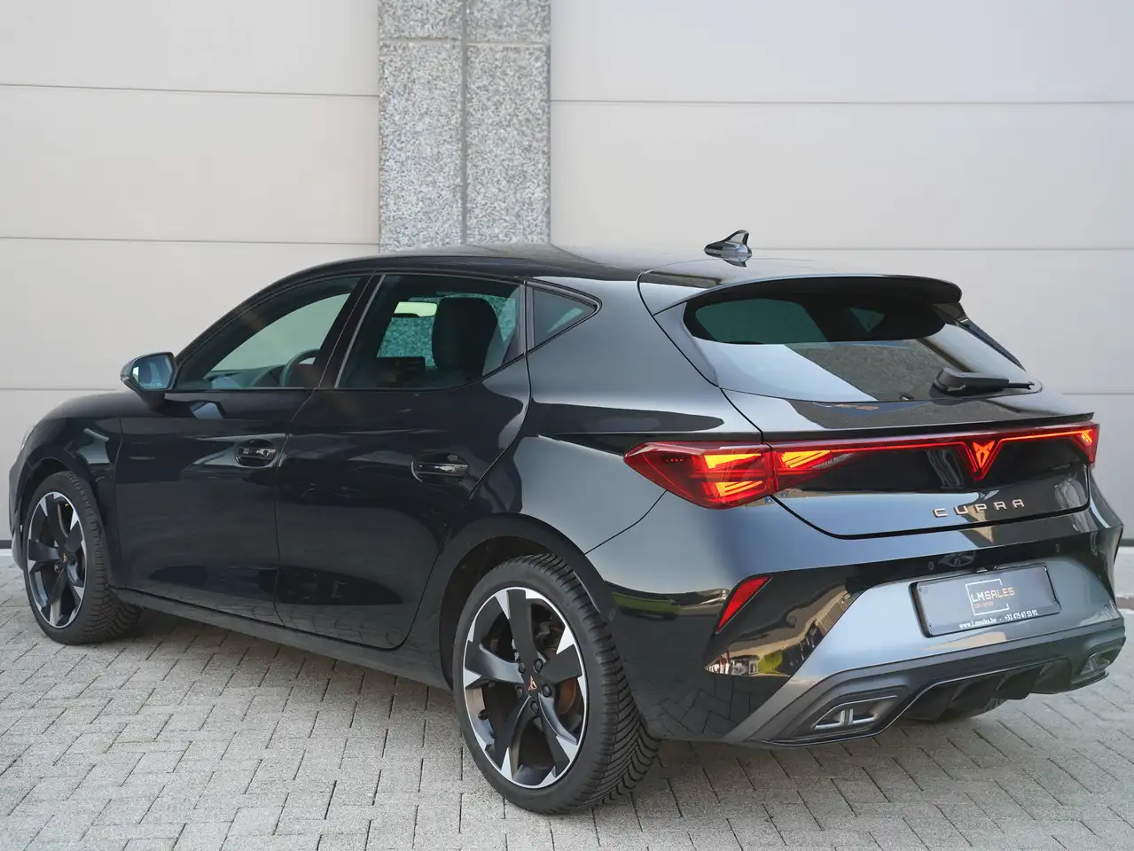 Cupra Leon 1.5 eTSI DSG * KEYLESS / CAMERA / STUURVERWARMING / ZETELVERWARMING / DODEHOEK /, миниатюра 9