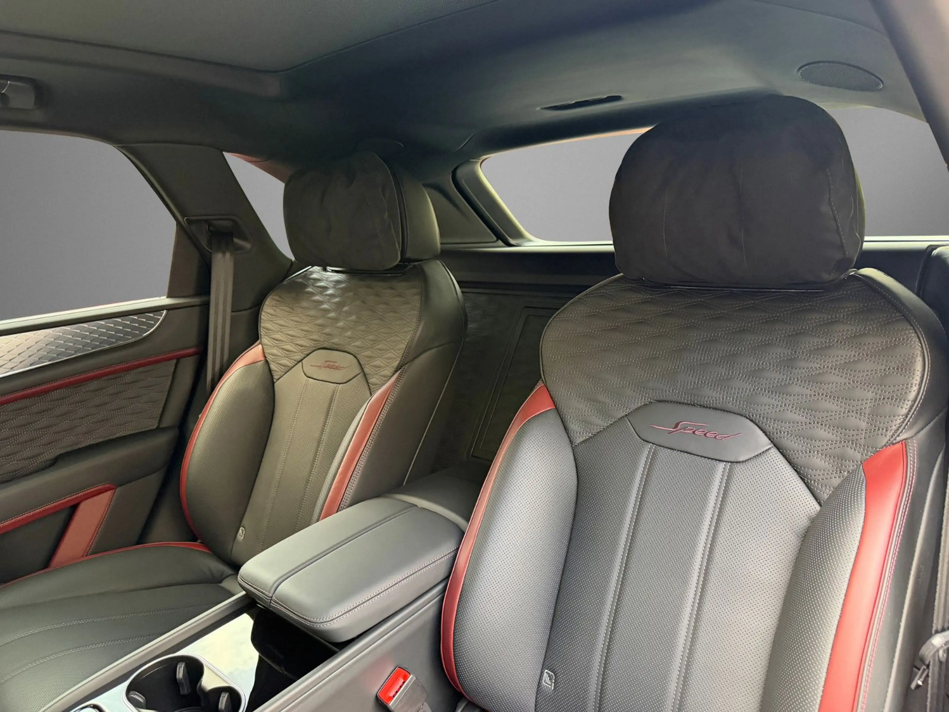 Bentley Bentayga V8 SPEED LP € 384.076,- VOLLAUSSTATTUNG — photo 15