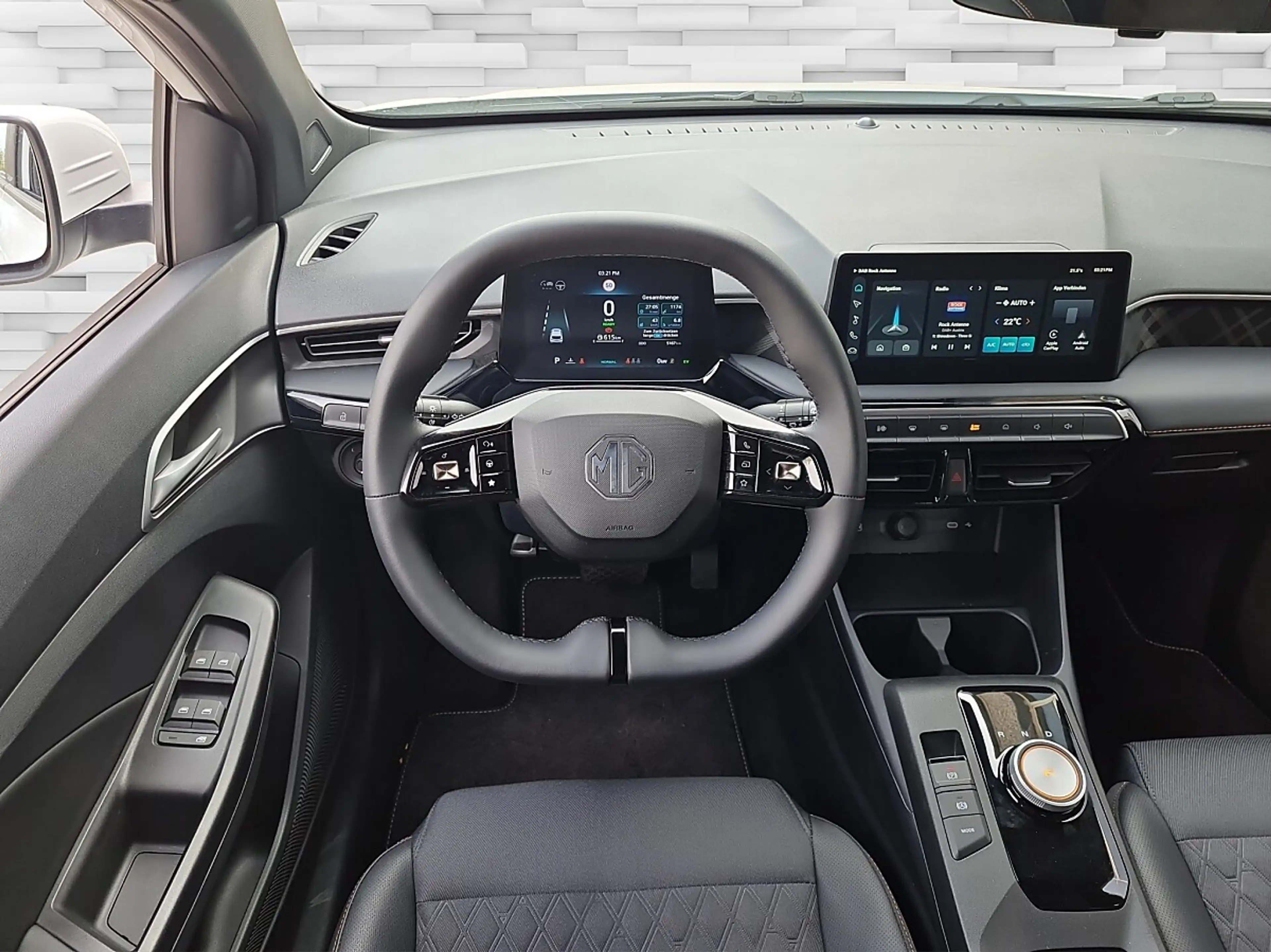 MG MG3 Hybrid+ Luxury — photo 10