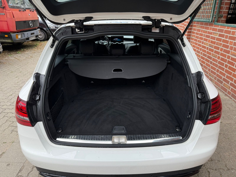 Mercedes-Benz C 220 t d Avantgarde Navi LED Kamera AHK — photo 5