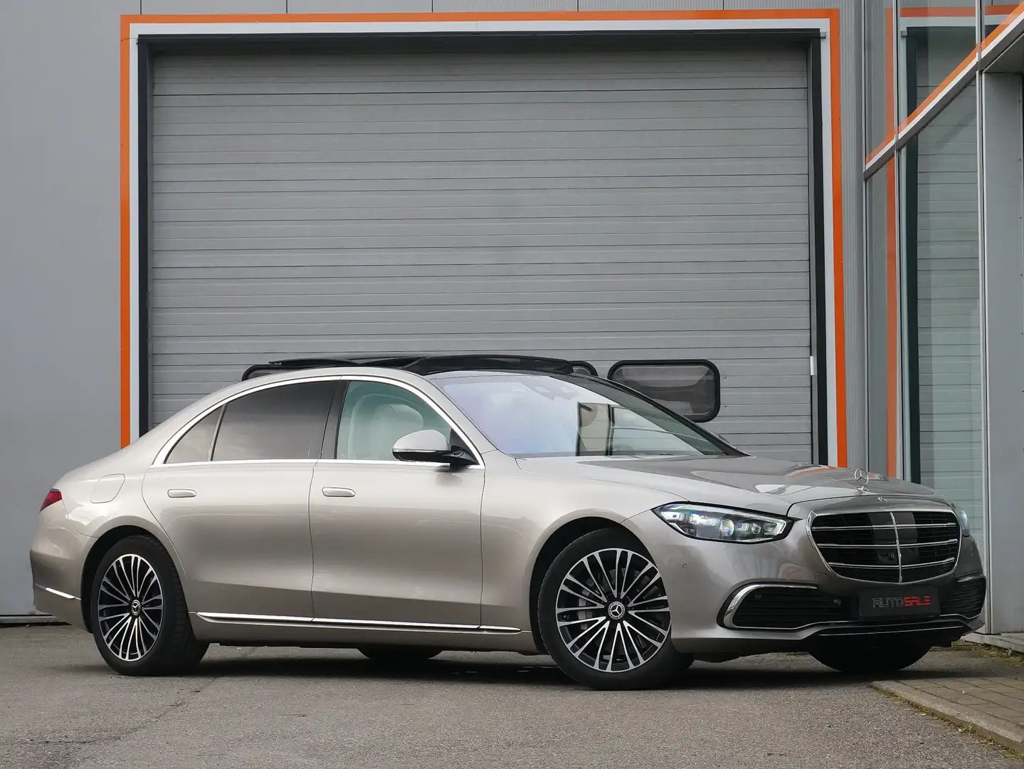 Mercedes-Benz S 580 Long e L Pano/Business class seats/Tables Or - 2