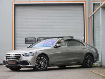 Long e L Pano/Business class seats/Tables