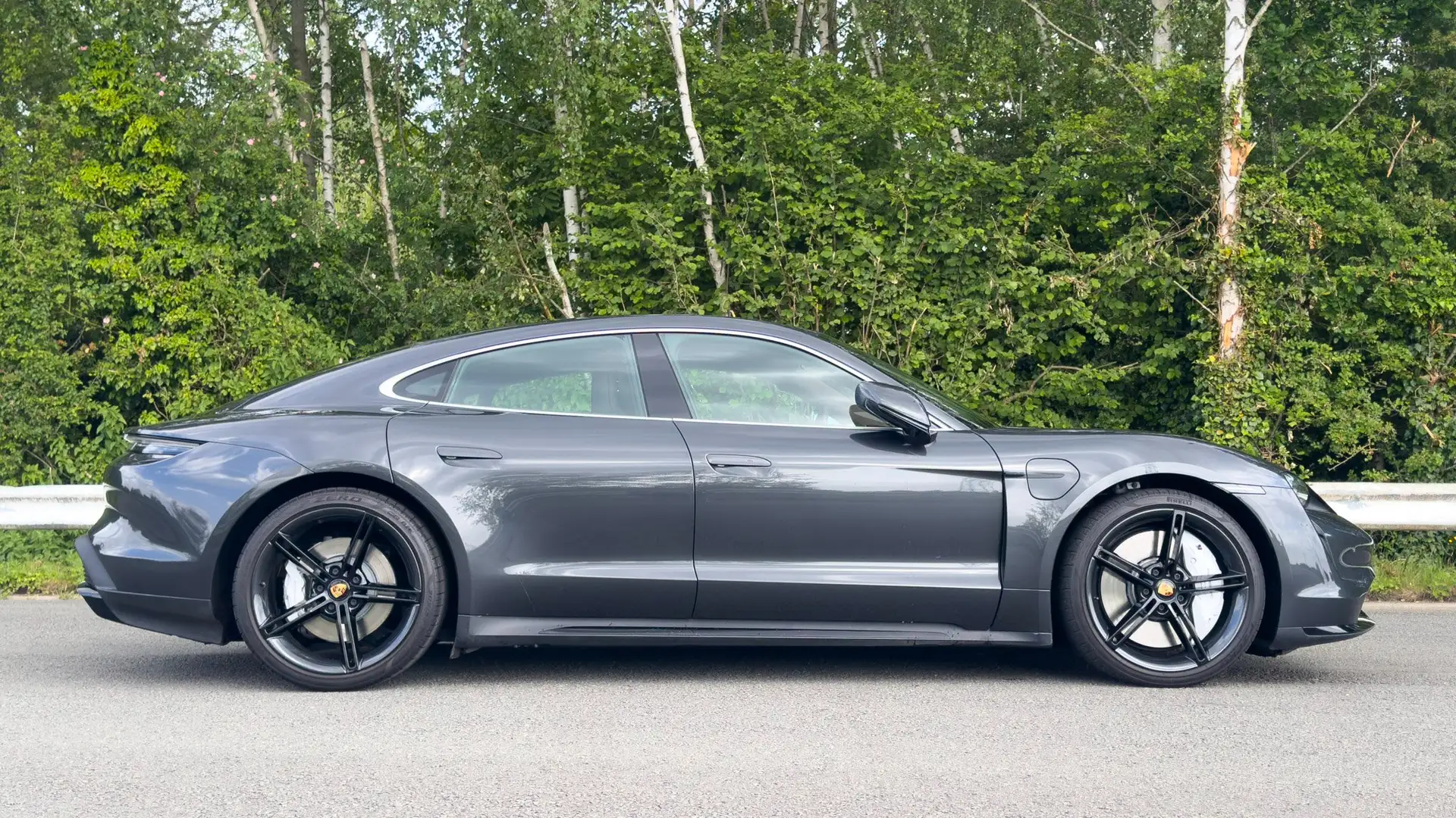Porsche Taycan 'Turbo' 93.4 kWh ✔Full | Pano | Wood Interior Gris - 2