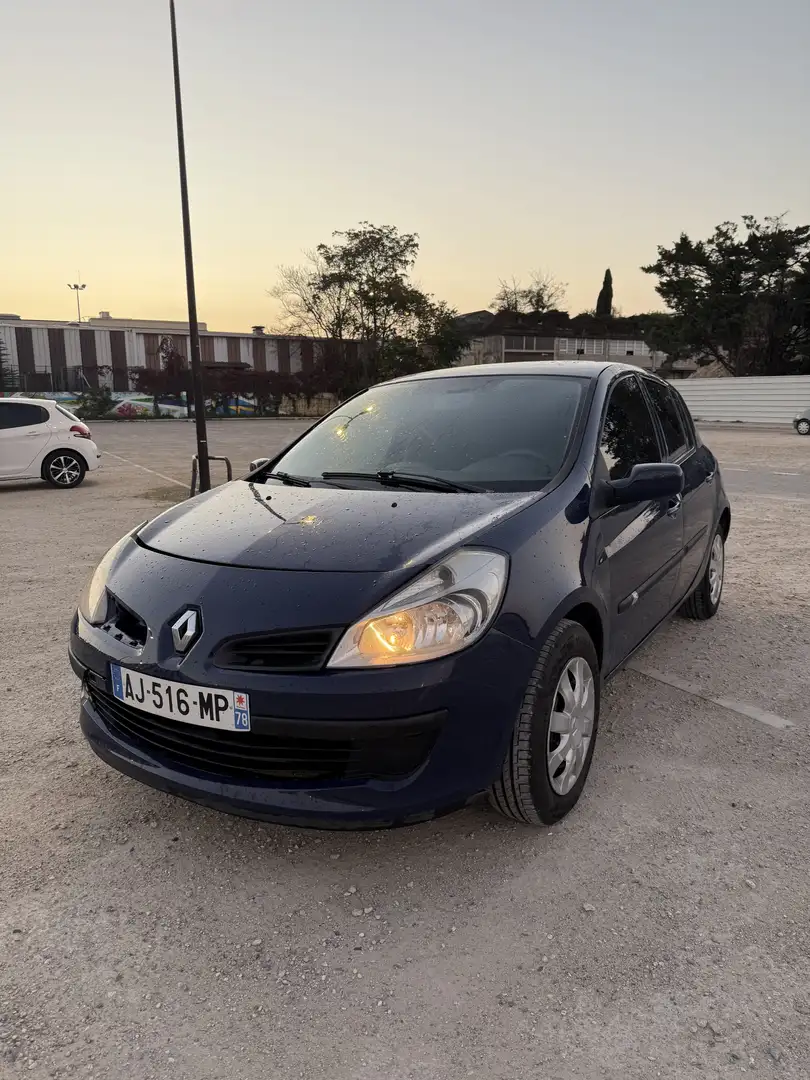 Renault Clio 1.5 dCi 70 eco2 Authentique - 1