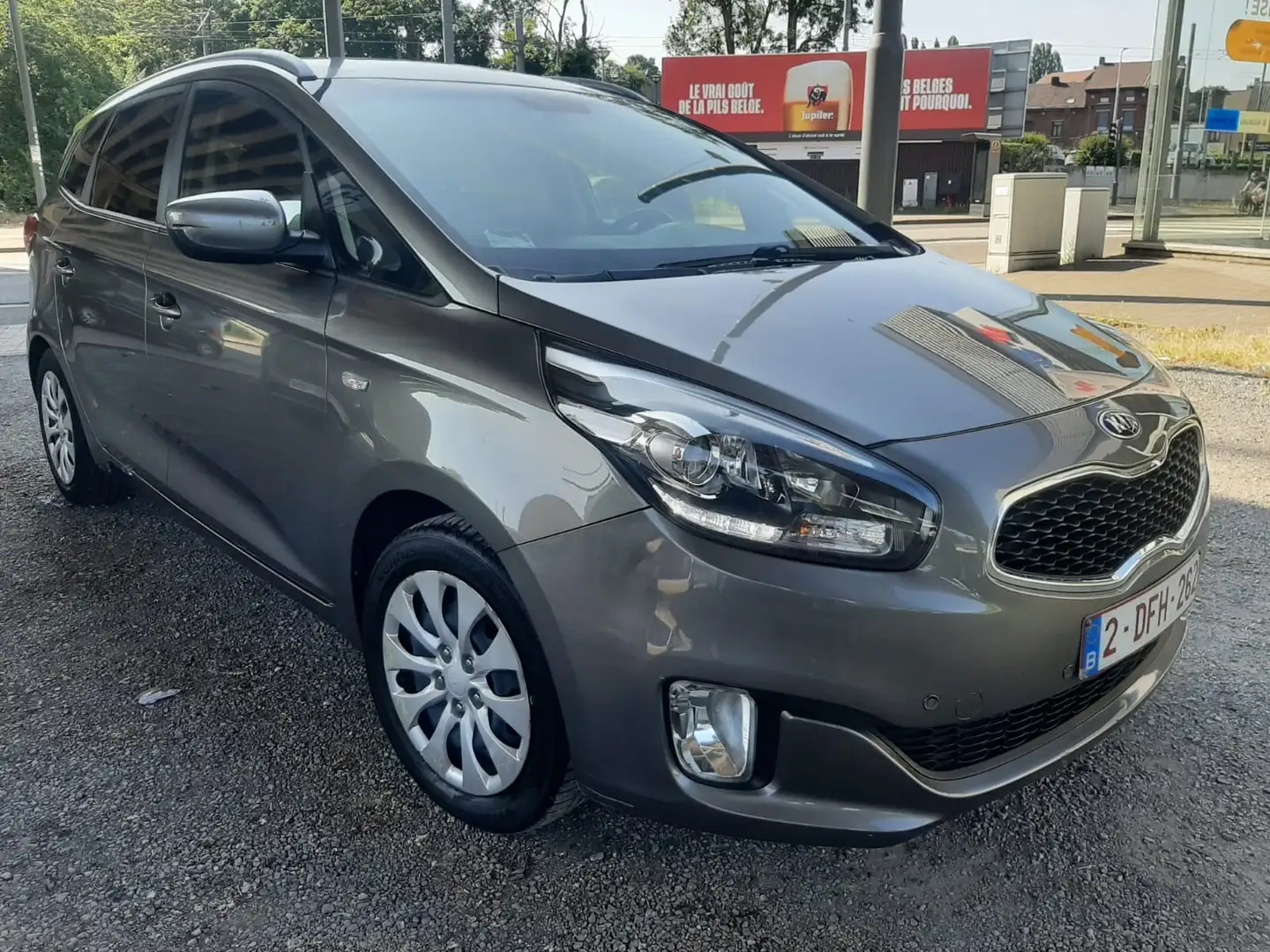 Kia Carens 1.6i Fusion 7 places - 2