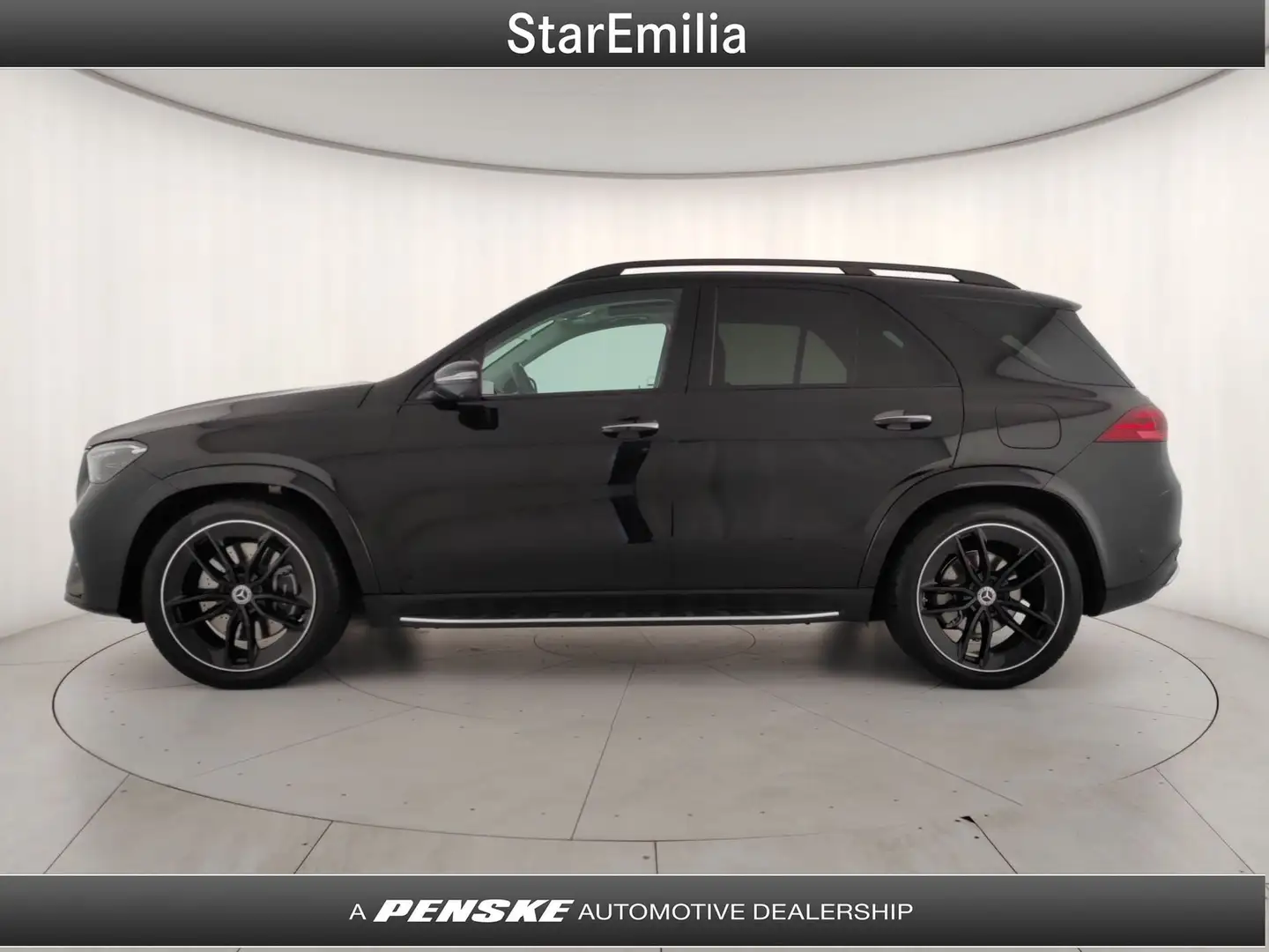 Mercedes-Benz GLE 350 GLE 350 de hybrid EQ 4Matic AMG Line Premium Zwart - 2
