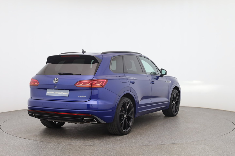 Volkswagen Touareg R eHybrid 4MOTION — photo 5