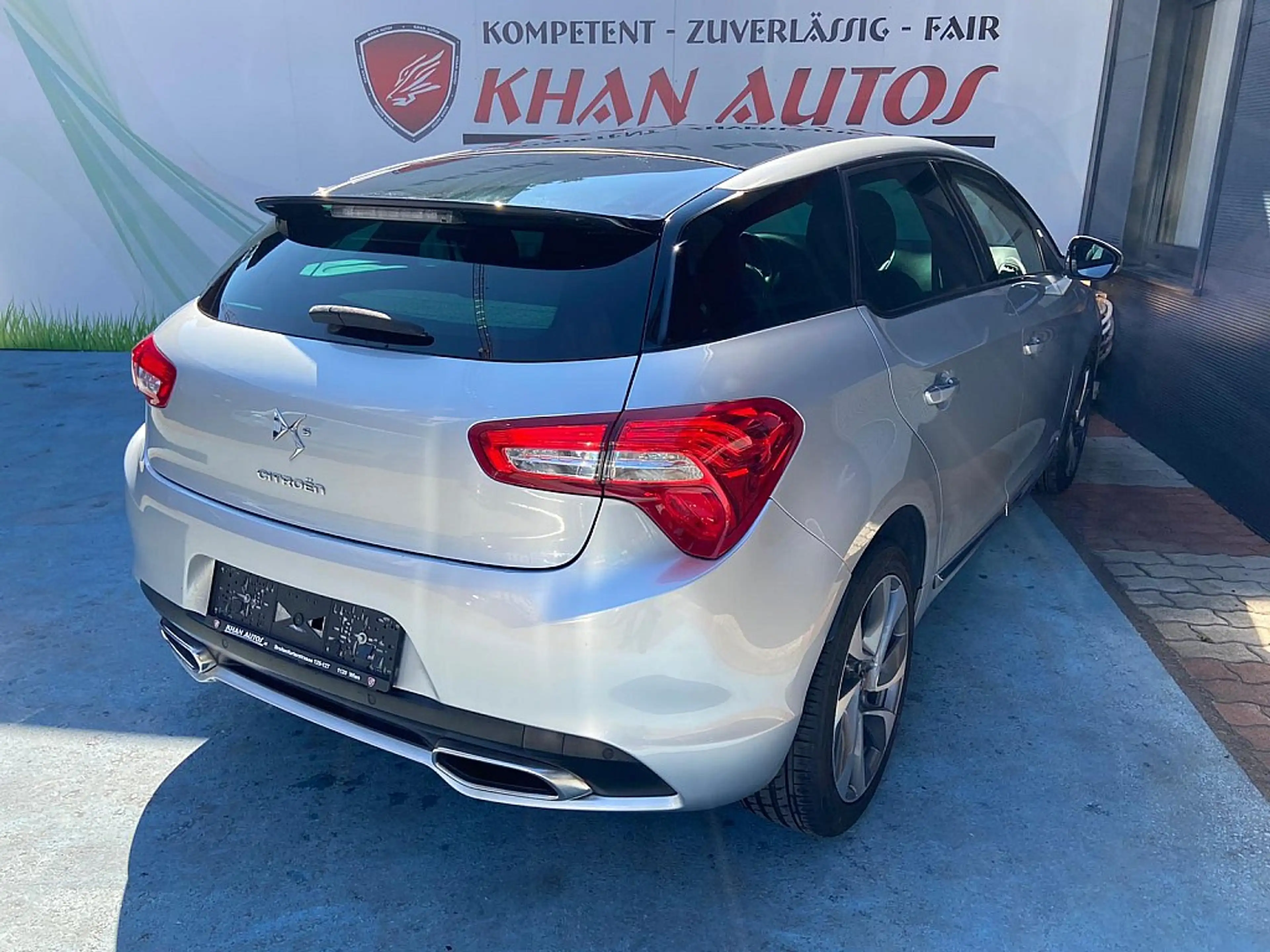 DS Automobiles DS 5 DS5 BlueHDi 165 S&S So Chic *Leder*Navi*Bluetooth* — photo 8