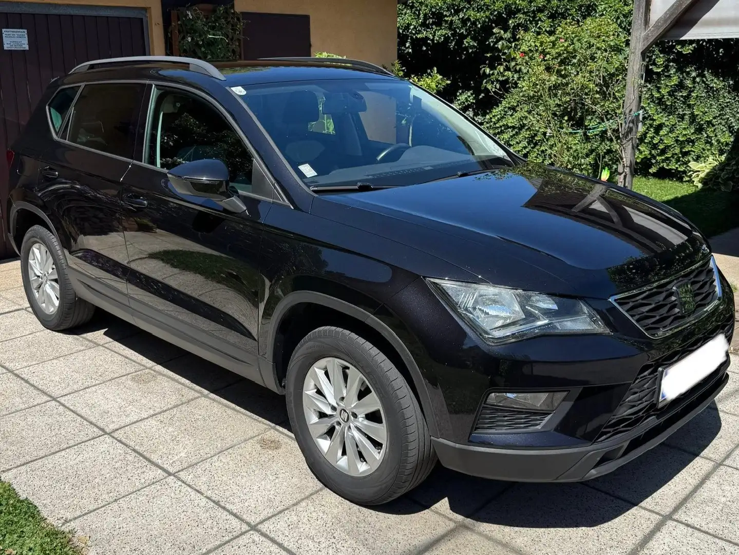 SEAT Ateca Ateca 1,0 Reference Eco TSI Reference Schwarz - 1