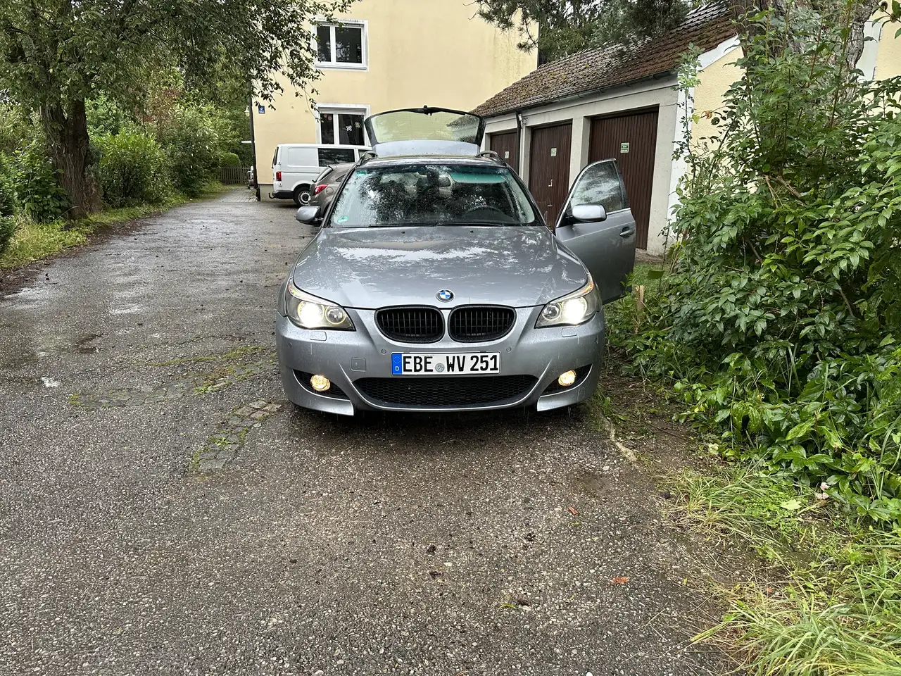 BMW 530
