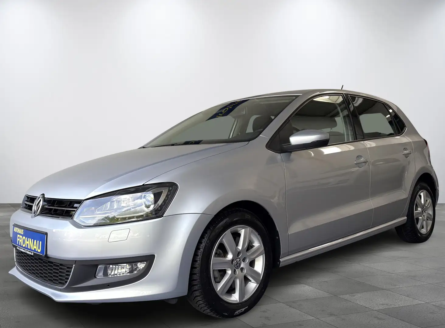Volkswagen Polo Highline Einparkhilfe Navi Klima Tempomat Sitzh. Silber - 1