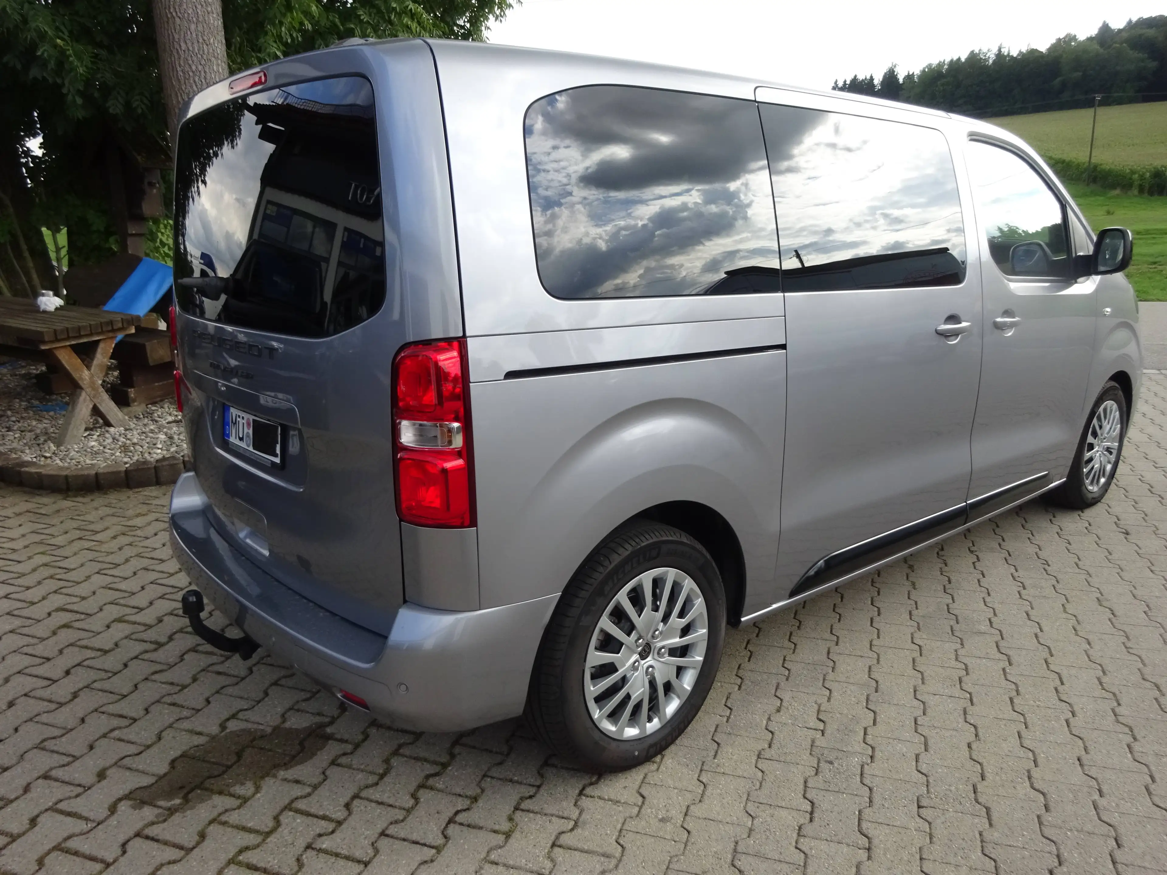 Peugeot Traveller -Sitzer(Rimini)Active L2/Klima/2xSchiebetüren/PDC/AHK abnehmbar/Klima-paket/Driver-Paket/ — photo 4