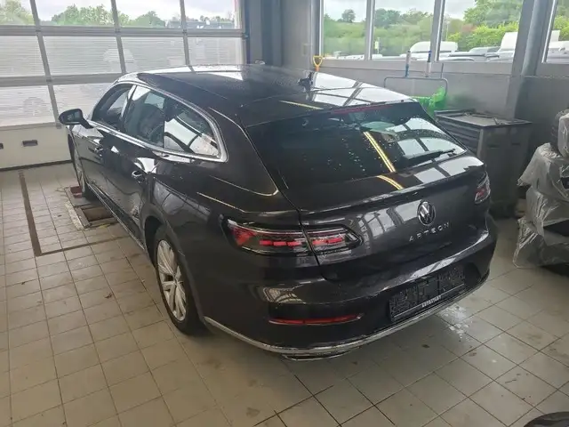Volkswagen Arteon view 5