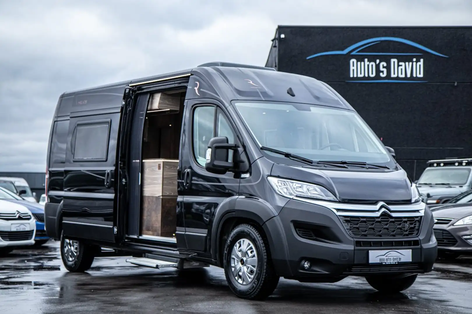 Robeta Helios 165 Kampeerwagen 2.2 HDI 2 Slaappl. / NIEUW Zwart - 1