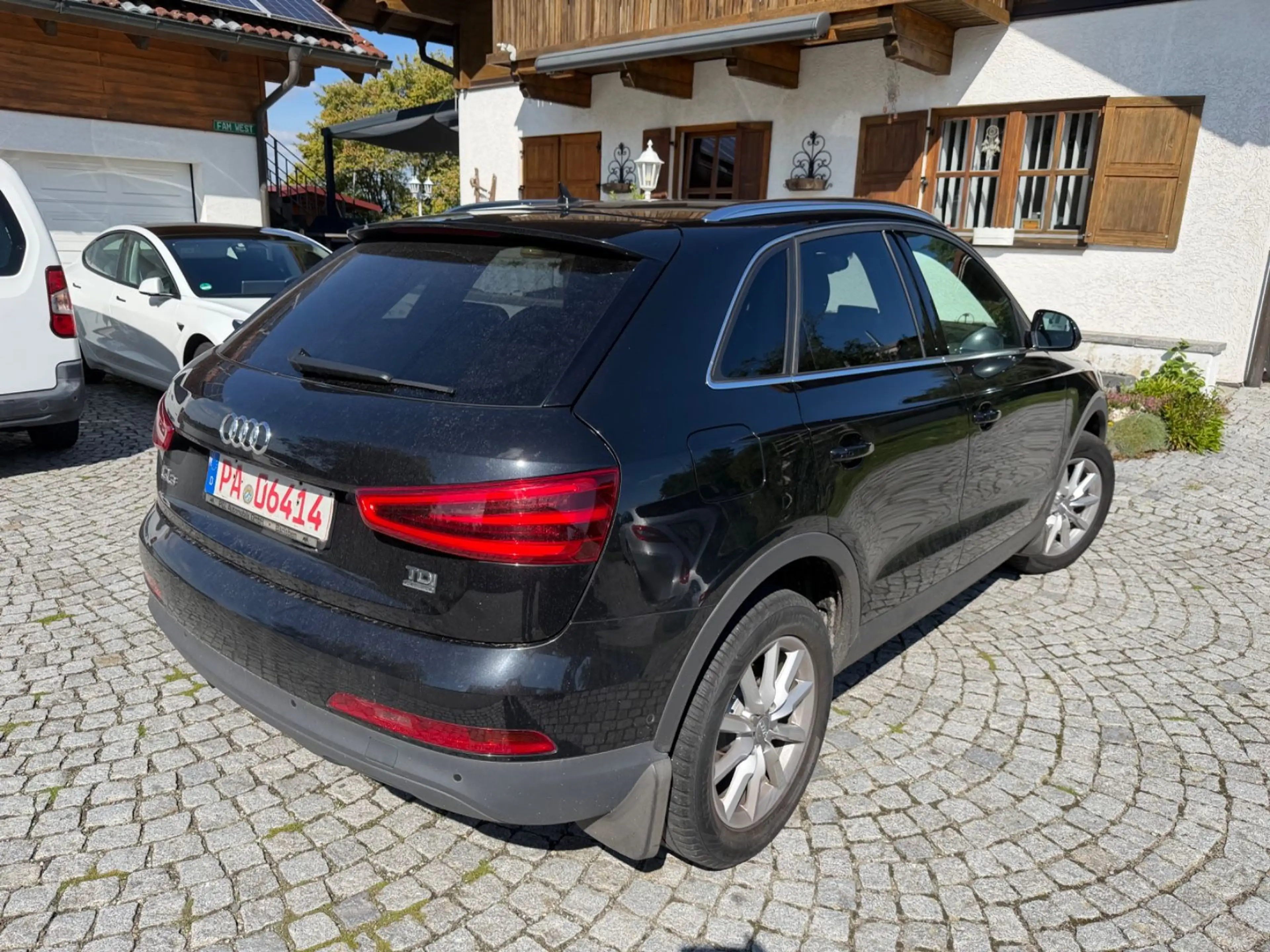Audi Q3 2.0 TDI quattro — photo 4